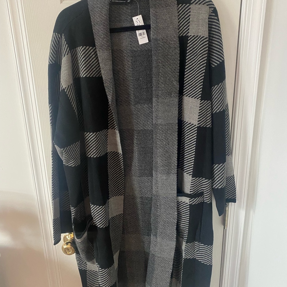 New York and company sweater